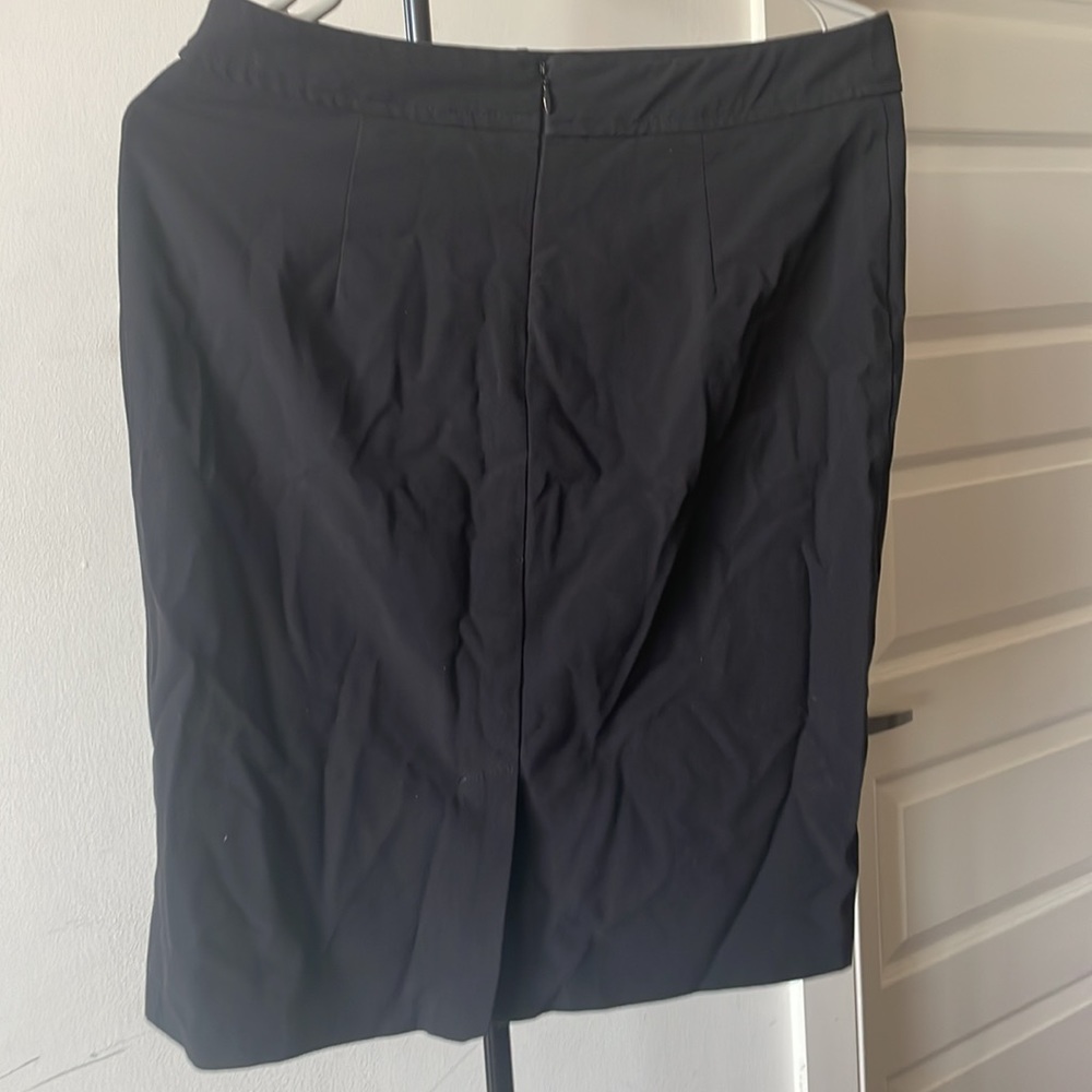 New York & Company black pencils skirt Size:2 - Picture 3 of 5